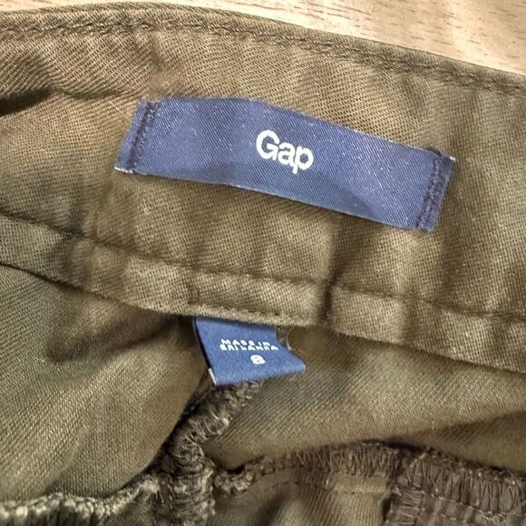 Gap Sz. 8 Olive Green Shorts - 3.5 inch inseam, EUC - Picture 3 of 4